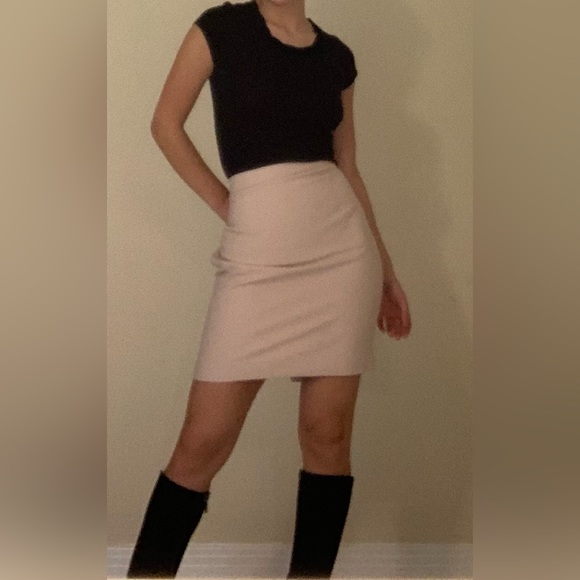 Kenar Pink Skirt - Picture 1 of 3